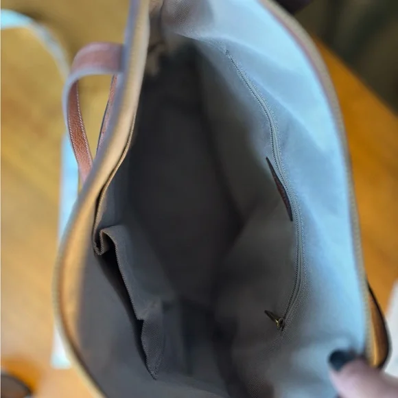 Fossil Brown Leather Shoulder Bag - Picture 6 of 7